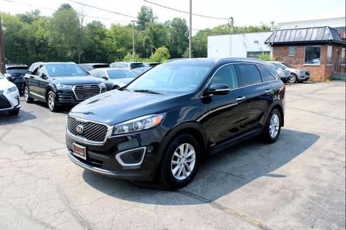 2018 Kia Sorento LX