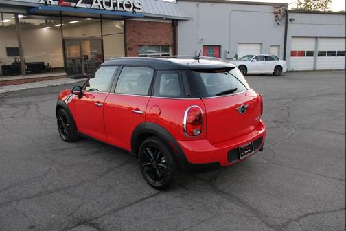 2012 MINI Cooper Countryman Base