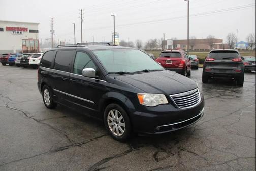 2011 Chrysler Town & Country Touring-L