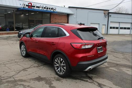 2020 Ford Escape Titanium