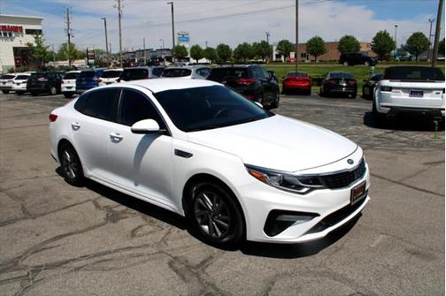 2020 Kia Optima LX