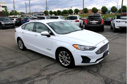 2019 Ford Fusion Hybrid SE