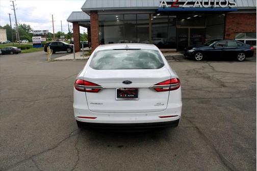 2019 Ford Fusion Hybrid SE