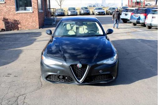 2018 Alfa Romeo Giulia Ti Lusso