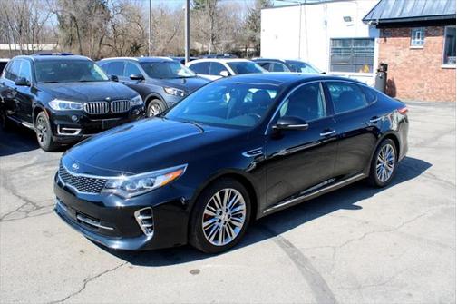 2017 Kia Optima SXL Turbo