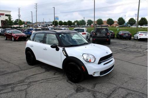 2015 MINI Countryman Cooper S