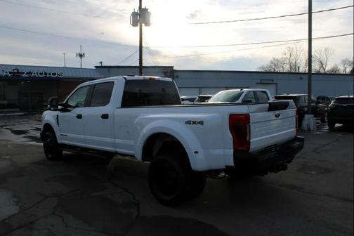 2022 Ford F-350 XL