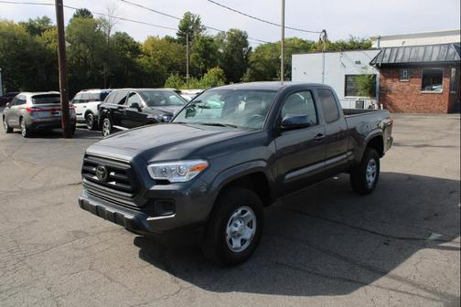 2022 Toyota Tacoma SR