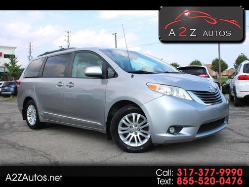 2012 Toyota Sienna XLE