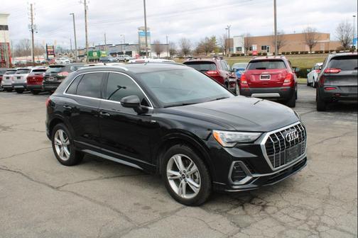 2021 Audi Q3 45 S line Premium