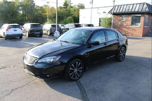 2013 Chrysler 200 Touring