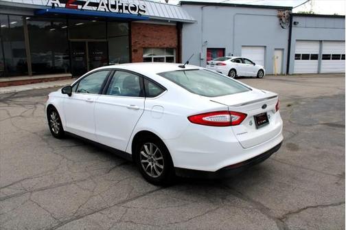 2015 Ford Fusion S