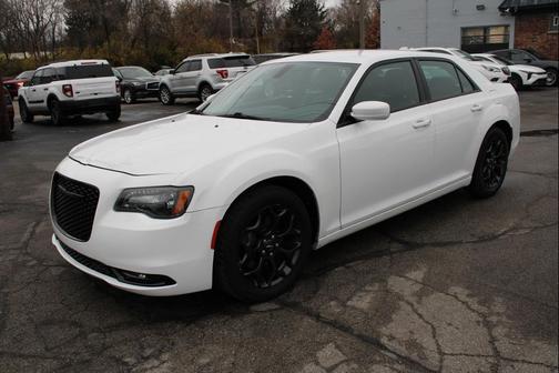 2020 Chrysler 300 S