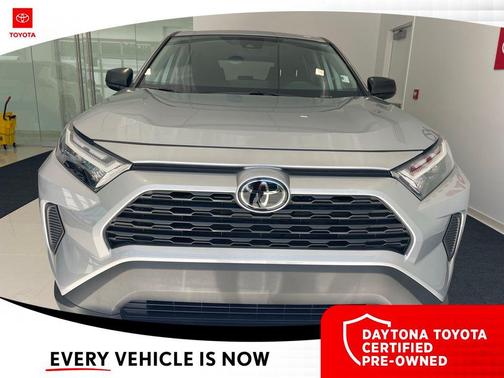 2025 Toyota RAV4 LE