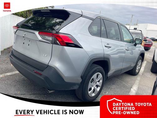 2025 Toyota RAV4 LE