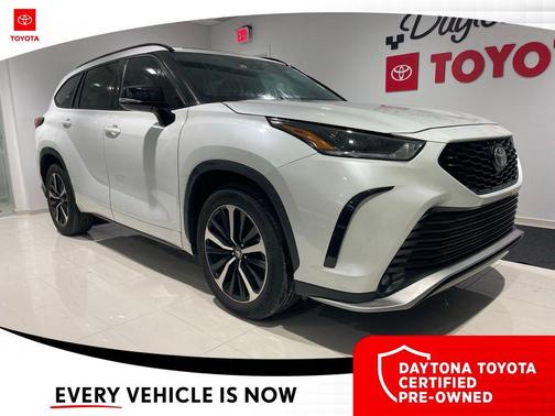 2022 Toyota Highlander XSE