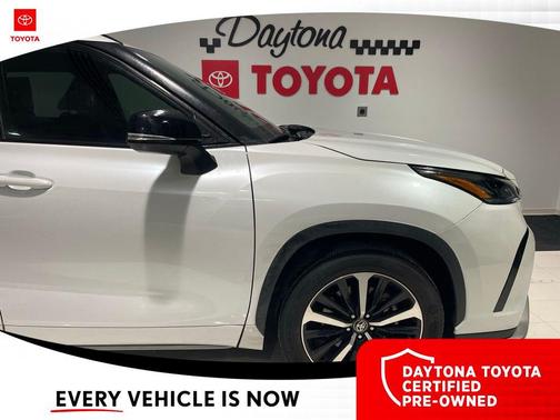 2022 Toyota Highlander XSE