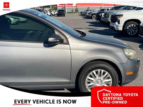 2011 Volkswagen Golf 2.5L 2-Door