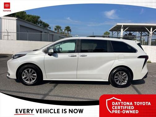 2023 Toyota Sienna XLE