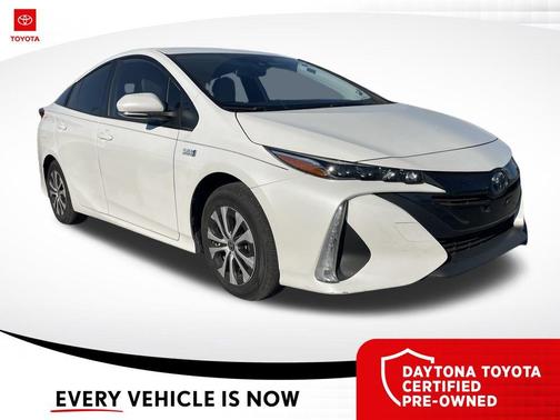 2022 Toyota Prius Prime XLE