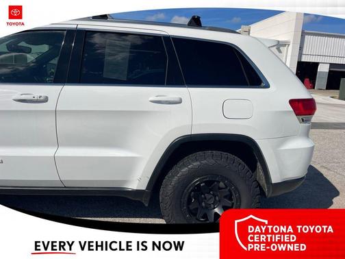 2017 Jeep Grand Cherokee Laredo