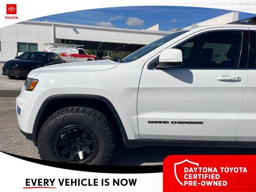 2017 Jeep Grand Cherokee Laredo