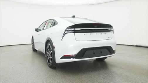 2025 Toyota Prius Plug-In Hybrid XSE Premium