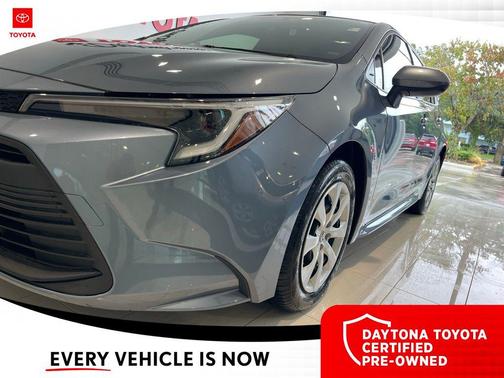 2025 Toyota Corolla Hybrid SE