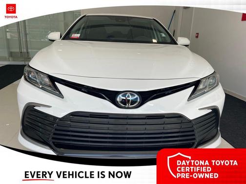 2022 Toyota Camry LE