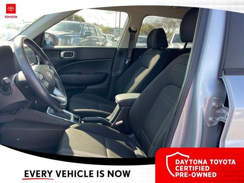 2021 Hyundai VENUE SEL