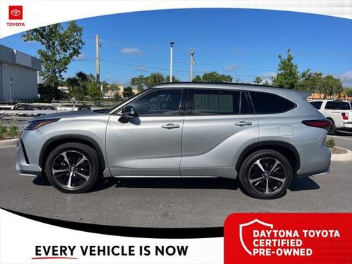 2022 Toyota Highlander XSE