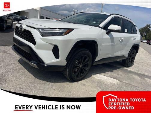 2025 Toyota RAV4 Hybrid SE