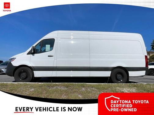 2024 Mercedes-Benz Sprinter 2500 Crew 170 WB