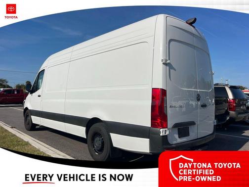2024 Mercedes-Benz Sprinter 2500 Crew 170 WB