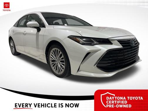 2022 Toyota Avalon Hybrid Limited