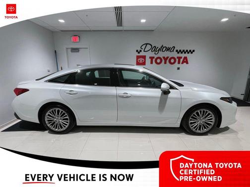 2022 Toyota Avalon Hybrid Limited