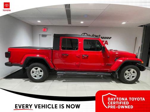 Firecracker Red Clearcoat 2021 Jeep Gladiator Sport S