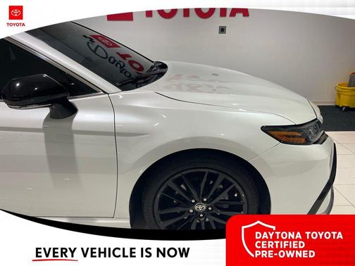 Wind Chill Pearl 2022 Toyota Camry XSE