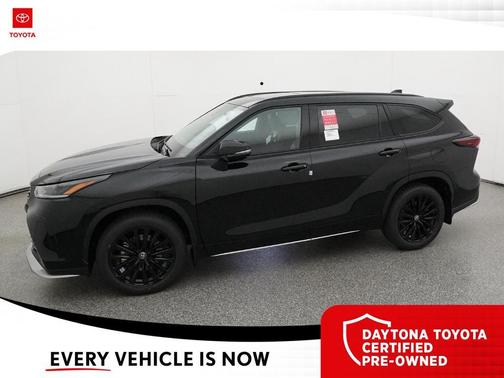 Midnight Black Metallic 2026 Toyota Highlander XSE
