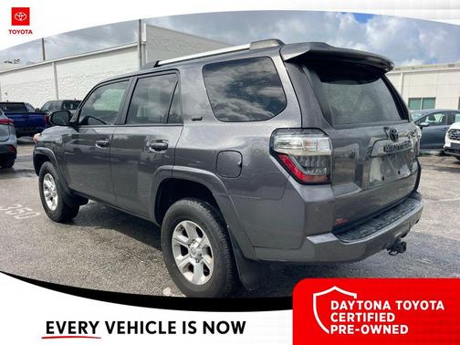 2022 Toyota 4Runner SR5