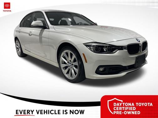 Mineral White Metallic 2018 BMW 320 i