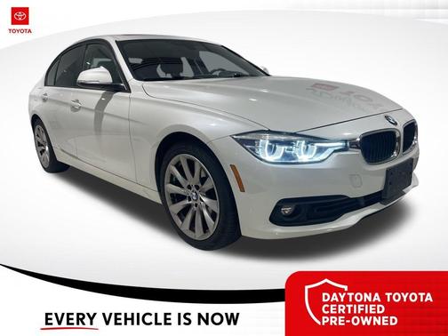 Mineral White Metallic 2018 BMW 320 i