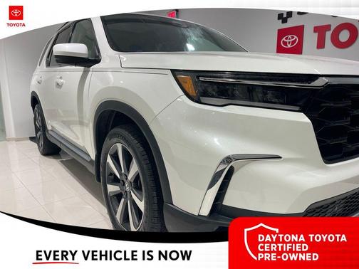 2023 Honda Pilot Touring 8-Passenger