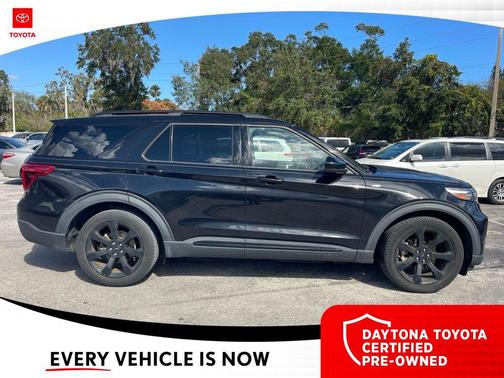 2022 Ford Explorer ST-Line