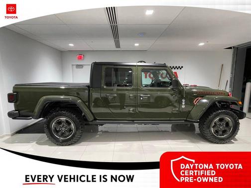 Sarge Green Clearcoat 2022 Jeep Gladiator Rubicon