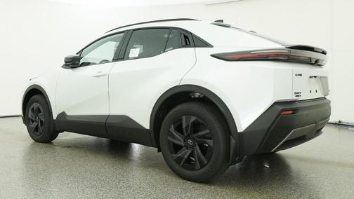 Wind Chill Pearl 2026 Toyota C-HR SE