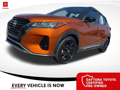 2022 Nissan Kicks SR