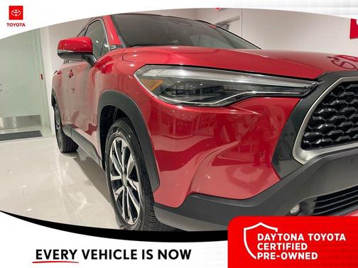 2024 Toyota Corolla Cross XLE