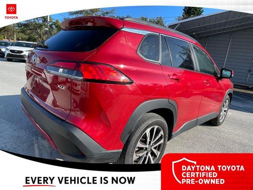 2024 Toyota Corolla Cross XLE