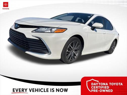 2023 Toyota Camry Hybrid XLE